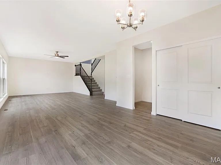 286 Osprey Ct — Photo 3