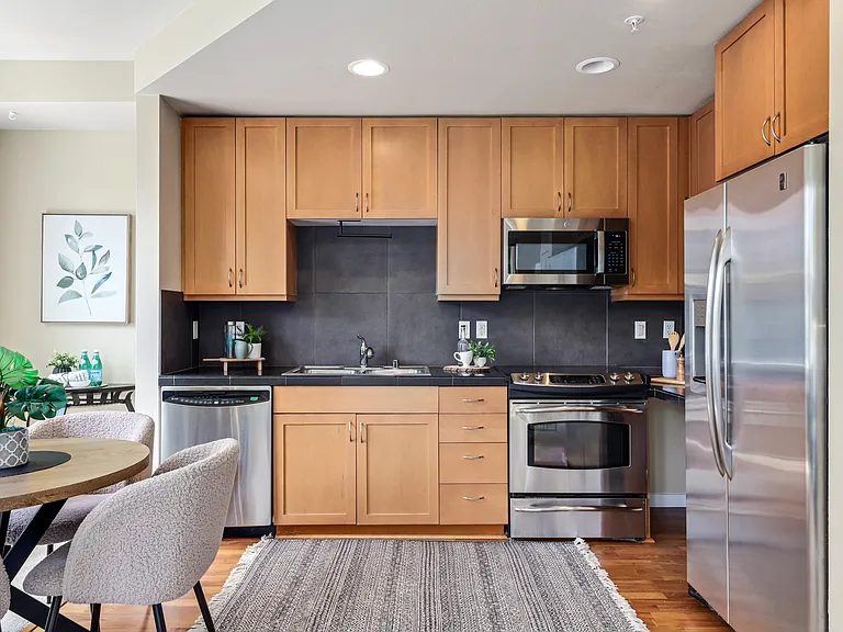 16141 Cleveland St #203 — Photo 5