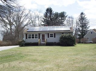 8 Dorset Rd, Colchester, CT 06415