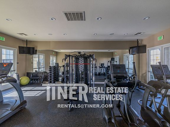 3rd image of 217 Chambord Way