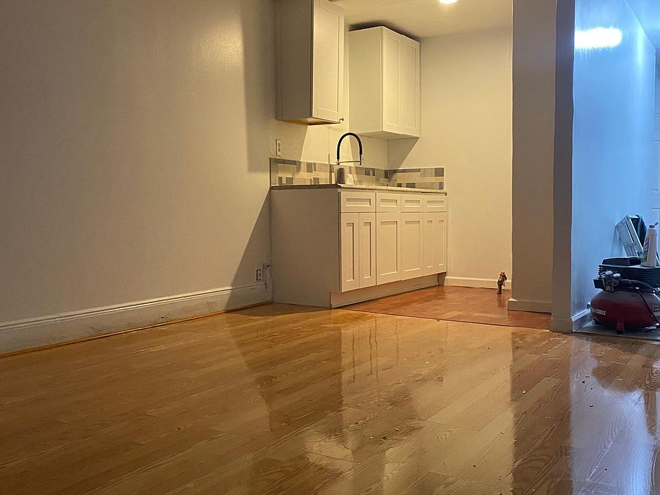 1st image of 10007 90th Ave #2