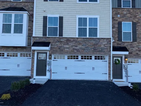 1018 Rosecroft Ln, York, PA