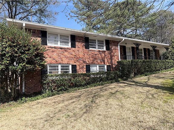 2nd image of 2888 Bonanza Dr