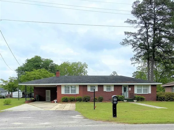 907 E Jackson St, Dillon, SC 29536