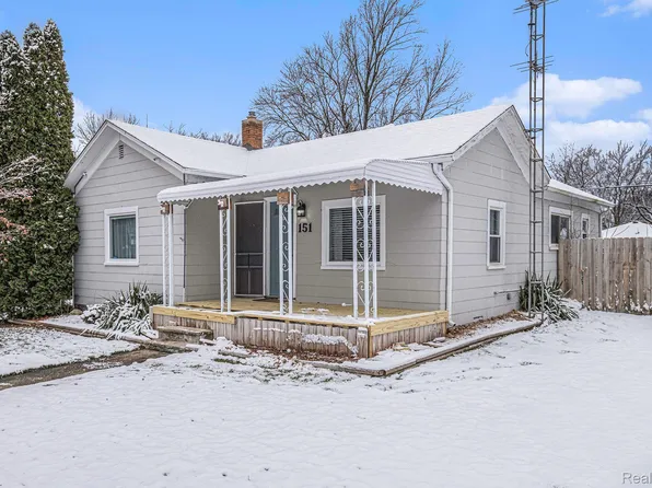 151 E Main St, Otisville, MI 48463