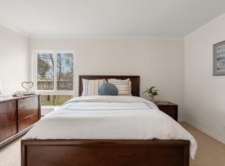 928 Peninsula Ave APT 204, San Mateo, CA 94401