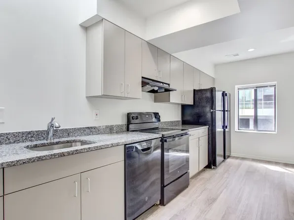 The Amsterdammer, 1305 S University Ave APT C, Ann Arbor, MI 48104