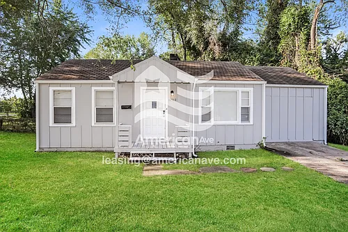 11513 E 75th St Photo 1