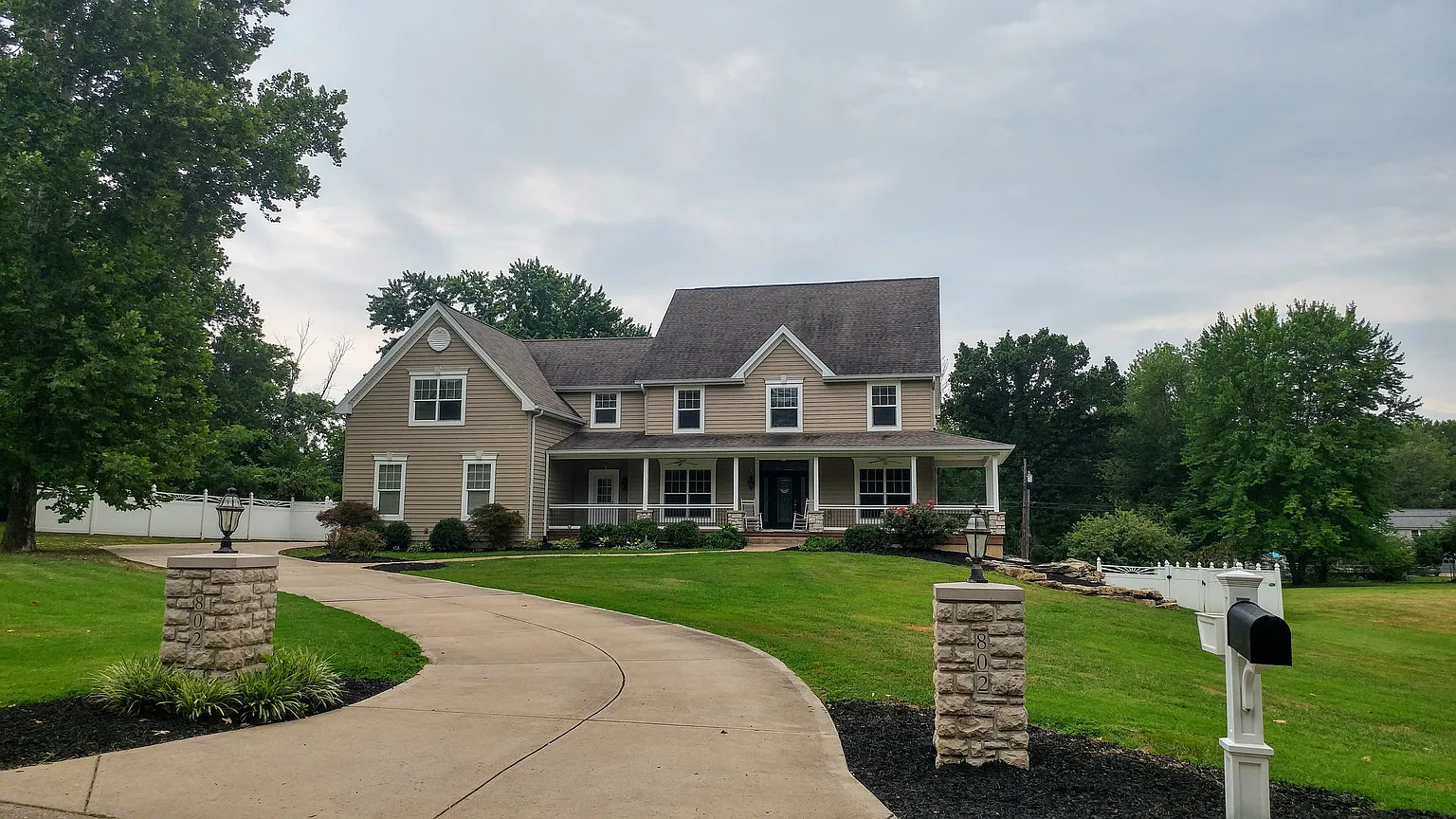 802 Joyce Ann Dr photo 1