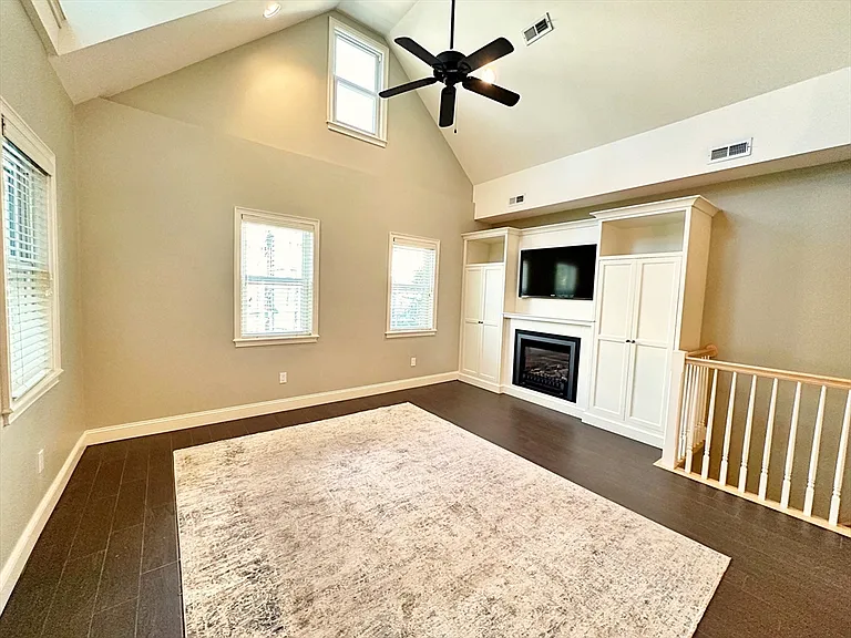 25 Princeton St #2 — Photo 6