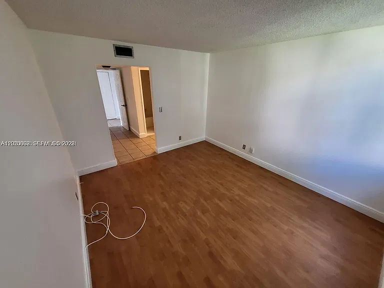 9440 Live Oak Pl #201 — Photo 13