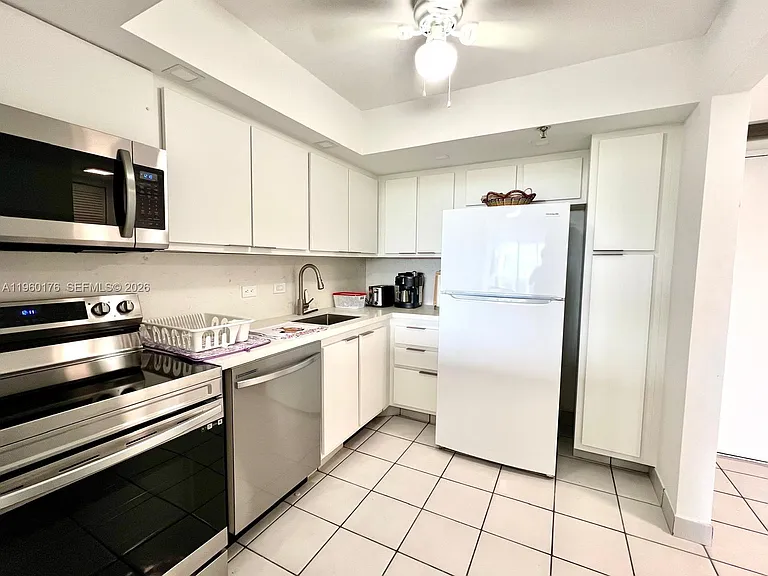 20515 E Country Club Dr #649 — Photo 6