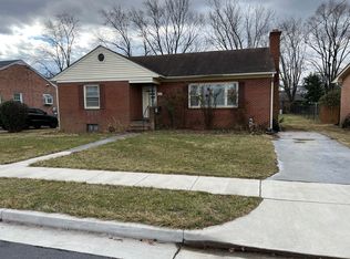 911 Kinzel Dr, Winchester, VA 22601