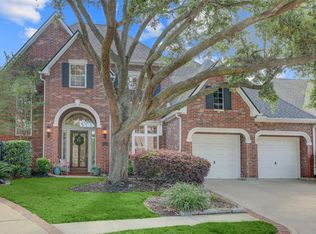 3911 Turnberry Dr, Sugar Land, TX 77479