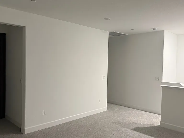 3362 Hedgerow Dr — Photo 10