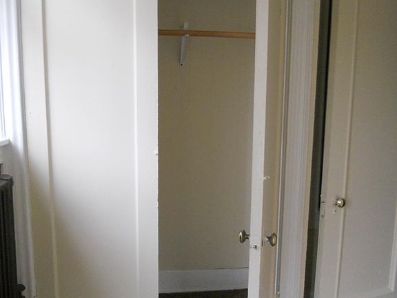 2nd image of 197 North St APT D2