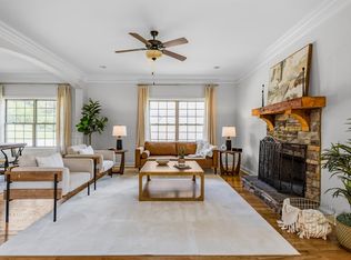 306 Twin Cove Dr, Lebanon, TN 37087