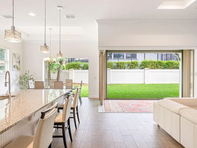 706 Canopy Estates Dr — Photo 14