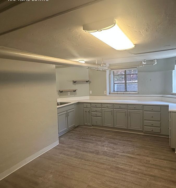 1st image of 1630 N Ogden St APT A