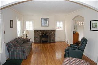2nd image of 1065 Lakeland Ave