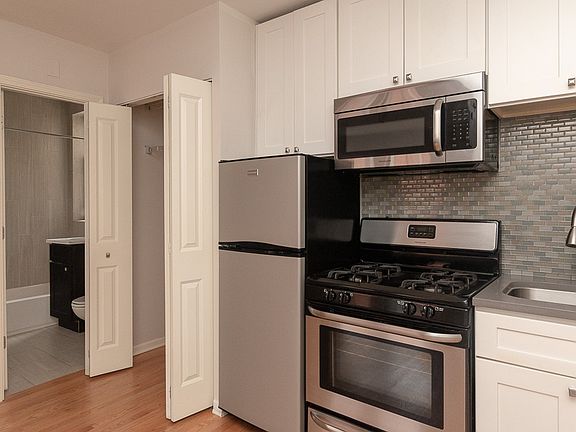 4th image of 2834 W Palmer St APT 308