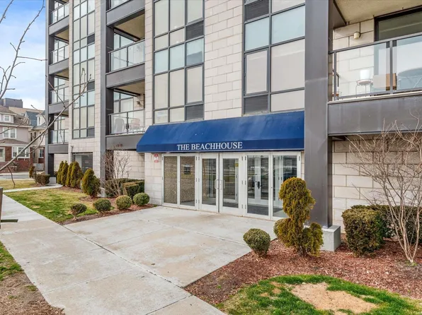 91-16 Shore Front Parkway #4E, Rockaway Beach, NY 11693