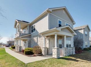 11751 S Roundtree St APT 202, Olathe, KS 66061