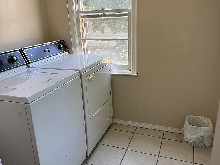 538 Spencer St NE #1 — Photo 11