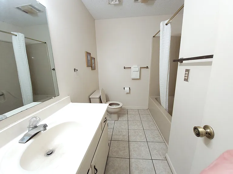 30 Iron Horse Ln #L5 — Photo 4