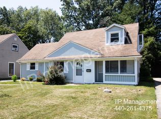 25574 Chatworth Dr, Euclid, OH