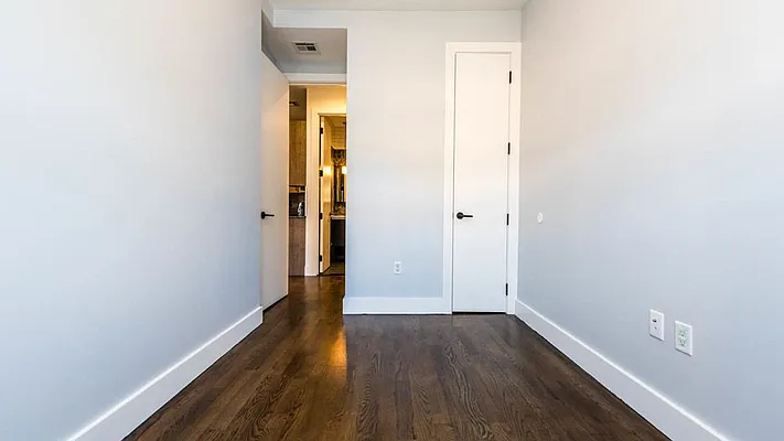 Rented by Nooklyn NYC LLC | media 25