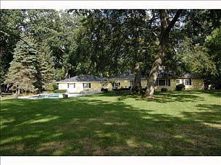 1st image of 3911 Riverview Dr