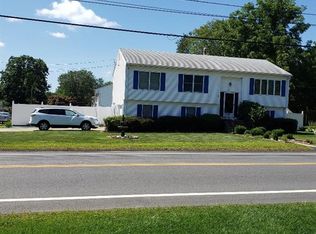 416 Greenville Ave, Johnston, RI 02919