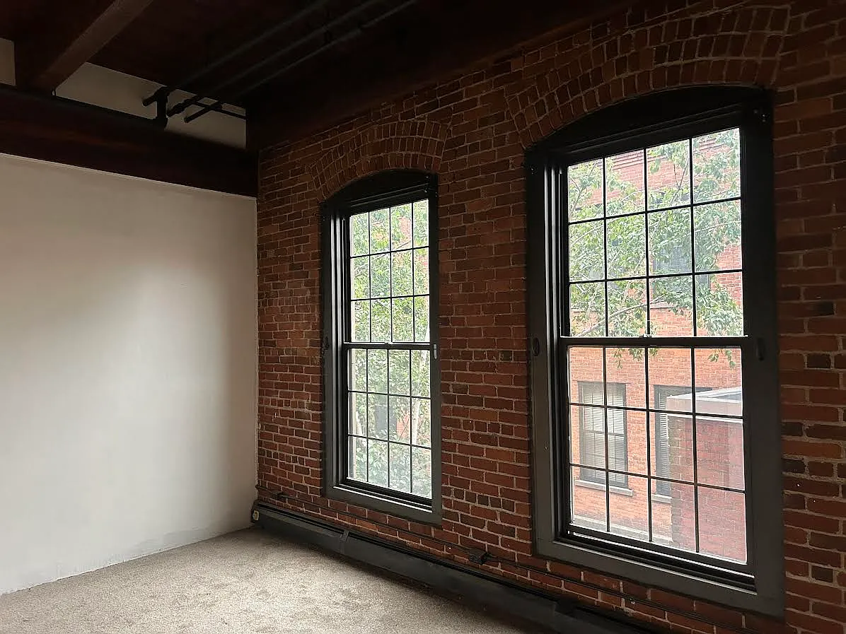 73 Union Pl — Photo 1