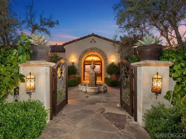 7954 Entrada De Luz E, San Diego, CA 92127