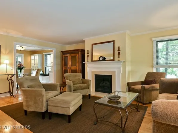 1904 Lincoln St, Evanston, IL 60201