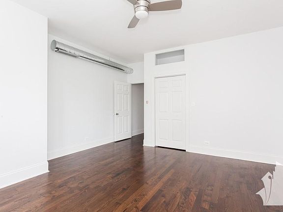 4th image of 623 E Groveland Park #3E5