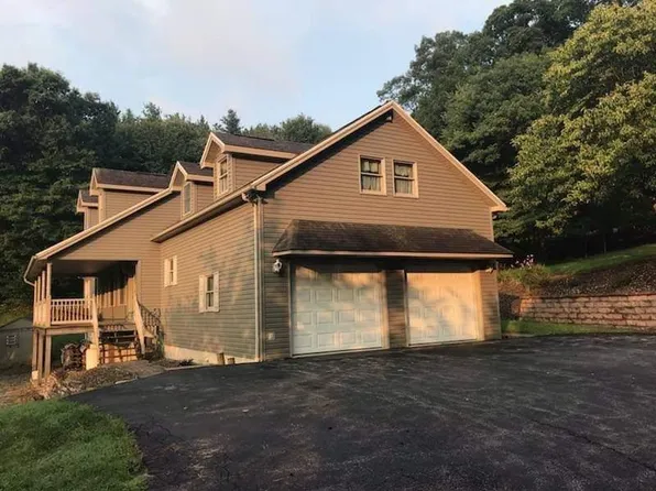 309 Swartz Rd, Altoona, PA 16601