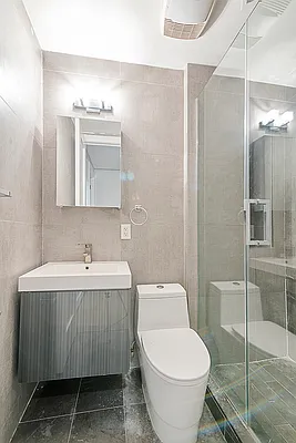 Rented by MNS | media 14