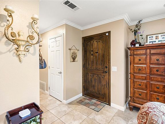 5th image of 9416 Friant St