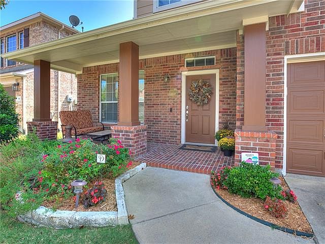 1st image of 303 Highland Meadows Dr