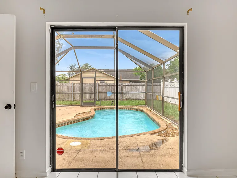 1279 Periwinkle Pl — Photo 3