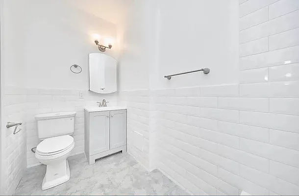 Rented by Living New York | media 8