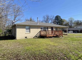 1604 Tyler St, Conway, AR 72032