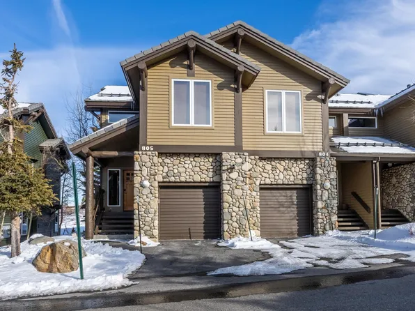 805 Fairway Cir APT 805, Mammoth Lakes, CA 93546