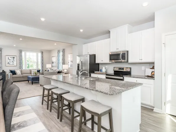 10402 First Battle Pl, Manassas, VA 20109