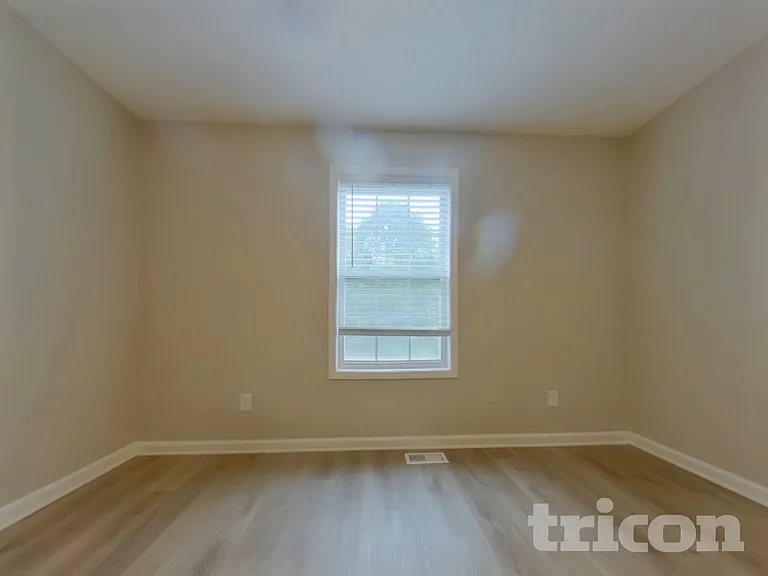 63 Sycamore Ln — Photo 10