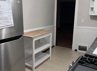 2428 Garfield Ave S #4, Minneapolis, MN 55405