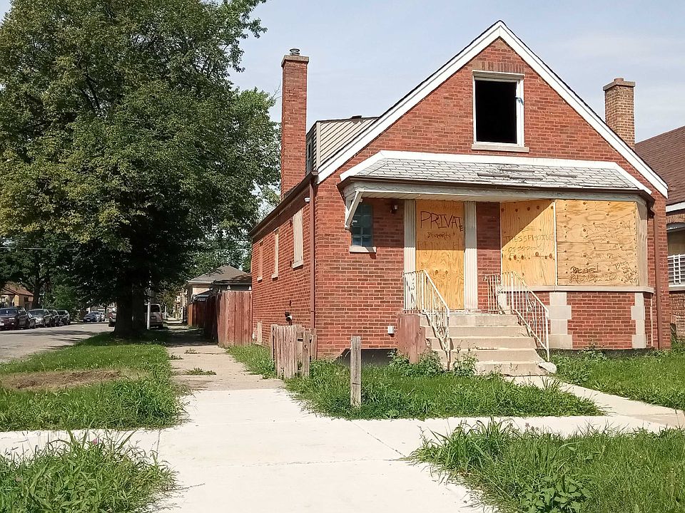 2nd image of 7258 S Talman Ave
