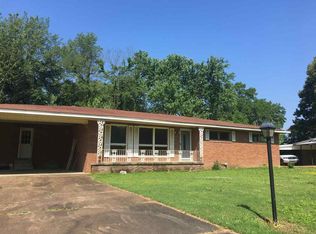 51 S Dixie Ln, Jackson, TN 38301